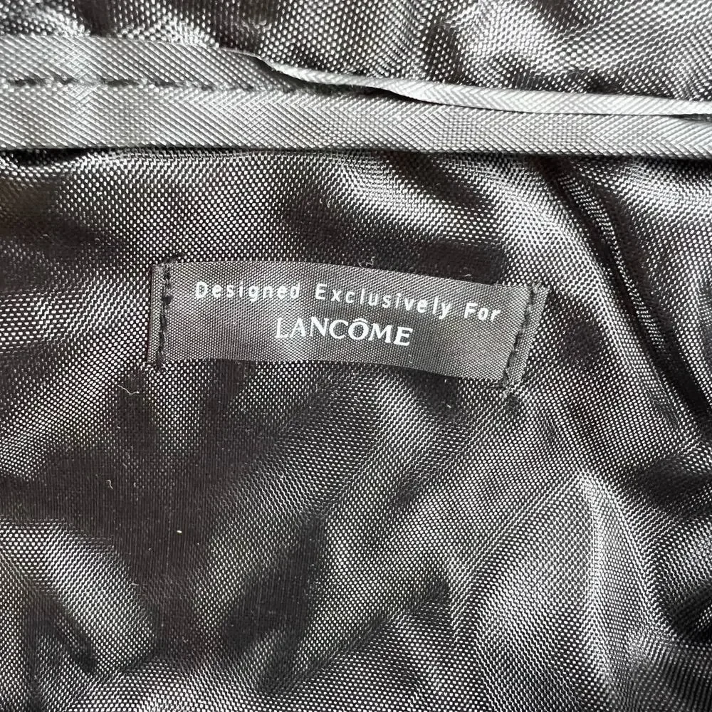 Lancome Quilted Cosmetic Makeup Bag Red Satin Zipper New